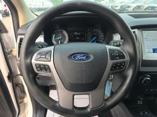 Ford Ranger 2023 4x4 XLT 4 puertas SuperCrew 5.1 ft. SB