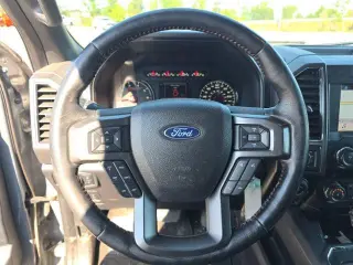 Ford F-150 2019 4x4 XLT 4 puertas SuperCrew 5.5 pies. SB