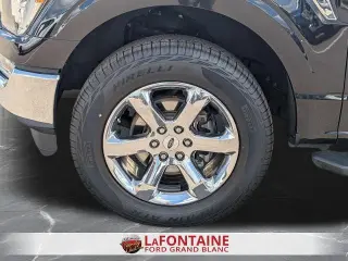 Ford F-150 2023 4x4 XLT 4 puertas SuperCrew 5.5 pies. SB