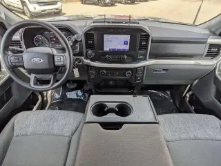 Ford F-150 2022 4x4 XL 4 puertas SuperCrew 6.5 pies SB