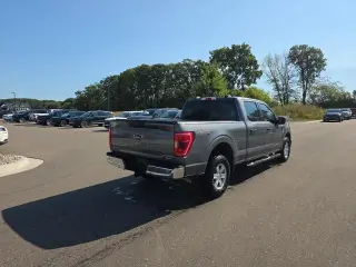 Ford F-150 2023 4x4 XLT 4 puertas SuperCrew 6.5 pies SB