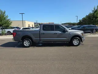 Ford F-150 2023 4x4 XLT 4 puertas SuperCrew 6.5 pies SB