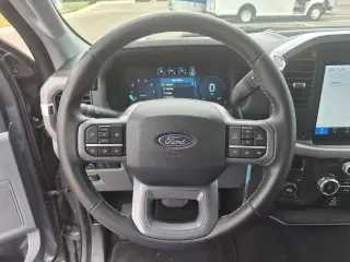 Ford F-150 2025 4x4 XLT 4 puertas SuperCrew 5.5 pies. SB
