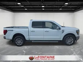 Ford F-150 2024 4x4 Lariat 4 puertas SuperCrew 6.5 pies. SB