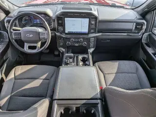 Ford F-150 2021 4x4 XLT 4 puertas SuperCrew 5.5 pies. SB