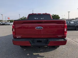 Ford F-150 2021 4x4 XLT 4 puertas SuperCrew 5.5 pies. SB