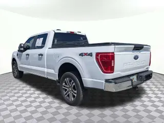Ford F-150 2022 4x4 XLT 4 puertas SuperCrew 6.5 pies. SB