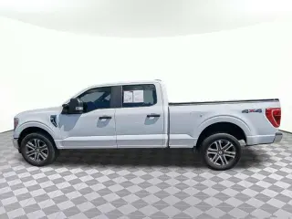 Ford F-150 2022 4x4 XLT 4 puertas SuperCrew 6.5 pies. SB