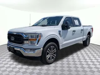Ford F-150 2022 4x4 XLT 4 puertas SuperCrew 6.5 pies. SB