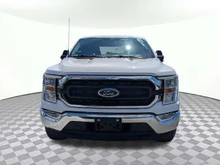 Ford F-150 2022 4x4 XLT 4 puertas SuperCrew 6.5 pies. SB
