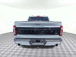 Ford F-150 2023 4x4 Platinum 4 puertas SuperCrew 6.5 pies. SB