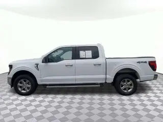 Ford F-150 2025 4x4 XLT 4 puertas SuperCrew 5.5 pies. SB