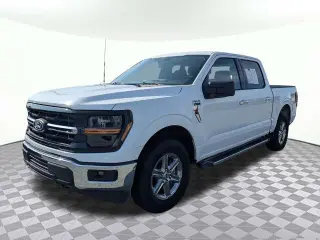 Ford F-150 2025 4x4 XLT 4 puertas SuperCrew 5.5 pies. SB