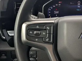 Chevrolet Silverado 1500 2025 4x2 RST 4 puertas Cabina Crew 5.8 pies. Caja corta