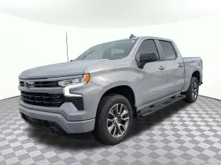 Chevrolet Silverado 1500 2025 4x2 RST 4 puertas Cabina Crew 5.8 pies. Caja corta