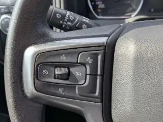 Chevrolet Silverado 1500 Limited 2022 4x2 Custom 4 puertas Crew Cab 5.8 pies. SB