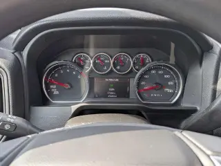 Chevrolet Silverado 1500 Limited 2022 4x2 Custom 4 puertas Crew Cab 5.8 pies. SB