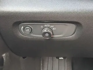 Chevrolet Traverse 2019 LS 4 puertas SUV con 1LS