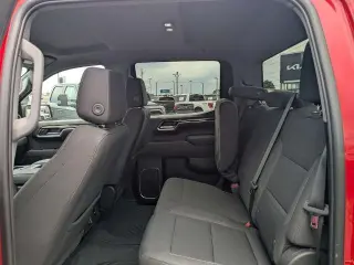Chevrolet Silverado 1500 2023 4x4 LT Trail Boss 4 puertas Cabina Crew 5.8 pies. SB