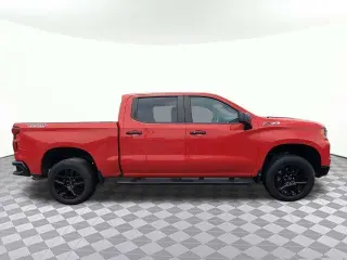 Chevrolet Silverado 1500 2023 4x4 LT Trail Boss 4 puertas Cabina Crew 5.8 pies. SB