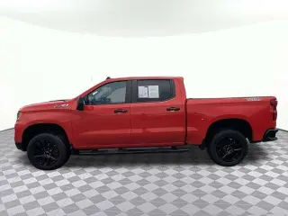 Chevrolet Silverado 1500 2023 4x4 LT Trail Boss 4 puertas Cabina Crew 5.8 pies. SB