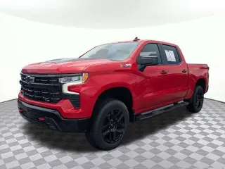 Chevrolet Silverado 1500 2023 4x4 LT Trail Boss 4 puertas Cabina Crew 5.8 pies. SB