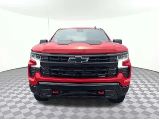 Chevrolet Silverado 1500 2023 4x4 LT Trail Boss 4 puertas Cabina Crew 5.8 pies. SB