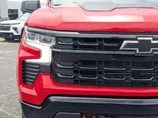 Chevrolet Silverado 1500 2023 4x4 LT Trail Boss 4 puertas Cabina Crew 5.8 pies. SB