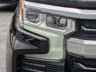 Chevrolet Silverado 1500 2022 4x4 LT Cabina Crew 4 puertas 5.8 ft. Caja corta con 2FL