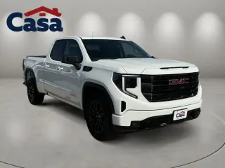 GMC Sierra 1500 2025 4x2 Elevation 4 puertas Doble Cabina 1.98 m (6.6 pies) caja corta