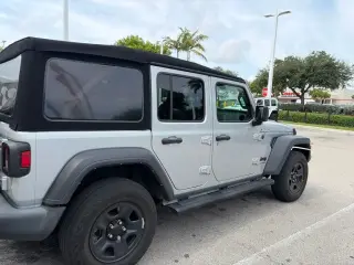 Jeep Wrangler 2024 4x4 Sport 4 puertas SUV