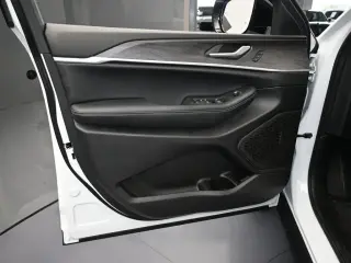 Jeep Grand Cherokee L 2025 4x2 Limited 4 puertas SUV