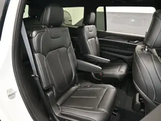 Jeep Grand Cherokee L 2025 4x2 Limited 4 puertas SUV