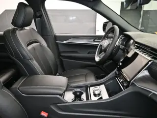 Jeep Grand Cherokee L 2025 4x2 Limited 4 puertas SUV