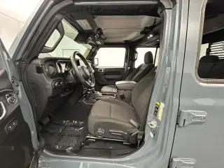 Jeep Gladiator 2024 4x4 Mojave 4 puertas Crew Cab 5.0 pies. SB