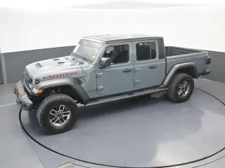 Jeep Gladiator 2024 4x4 Mojave 4 puertas Crew Cab 5.0 pies. SB