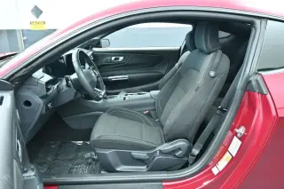 Ford Mustang 2025 EcoBoost 2 puertas Fastback