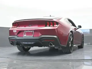 Ford Mustang 2025 EcoBoost 2 puertas Fastback