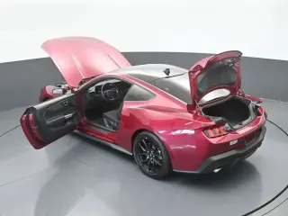 Ford Mustang 2025 EcoBoost 2 puertas Fastback