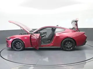 Ford Mustang 2025 EcoBoost 2 puertas Fastback
