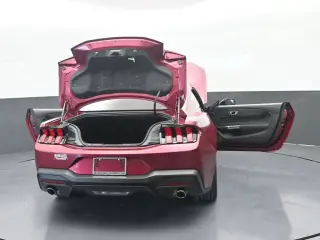 Ford Mustang 2025 EcoBoost 2 puertas Fastback