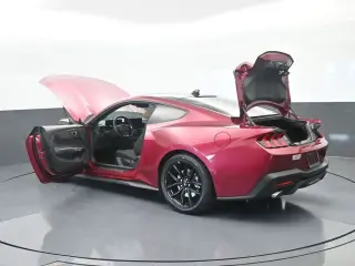 Ford Mustang 2025 EcoBoost 2 puertas Fastback