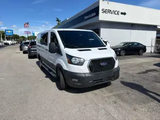 Ford Transit 2024 250 3 puertas SWB Techo Bajo Furgón de Carga