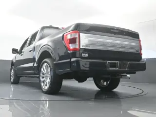 Ford F-150 2021 4x2 XL 4 puertas SuperCrew 5.5 ft. SB