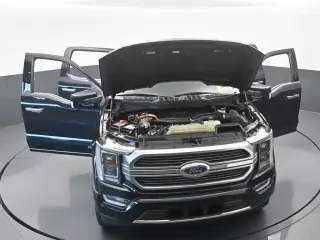 Ford F-150 2021 4x2 XL 4 puertas SuperCrew 5.5 ft. SB