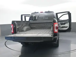 Ford F-150 2021 4x2 XL 4 puertas SuperCrew 5.5 ft. SB