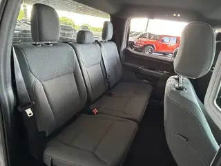 Ford F-150 2025 4x4 XLT 4 puertas SuperCrew 5.5 pies SB