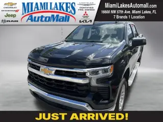 Chevrolet Silverado 1500 2024 4x2 LT 4 puertas Cabina Crew 5.8 pies. SB