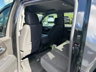 Chevrolet Silverado 1500 2024 4x2 LT 4 puertas Cabina Crew 5.8 pies. SB