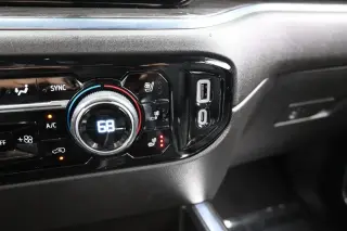 Chevrolet Silverado 1500 2024 4x2 LTZ 4 puertas Cabina Crew 5.8 ft. SB